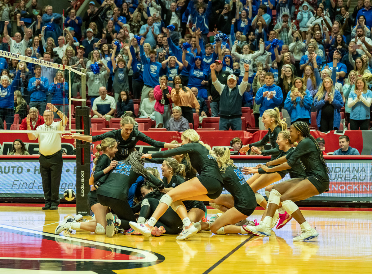 Hamilton Southeastern Castle Illinois girls volleyball 11-4-23 Julie L Brown 24082
